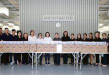 ผู้อำนวยการ อ.ส.ค. มอบผลิตภัณฑ์นม ยูเอชที ไทย–เดนมาร์ค ให้กับพระภิกษุสามเณร 04