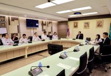 ผู้อำนวยการ อ.ส.ค. ร่วมประชุมร่วมกับคณะทำงานติดตามนโยบายและข้อสั่งการสำคัญของรัฐมนตรีช่วยว่าการกระทรวงเกษตรและสหกรณ์ S 71106601