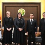 เอกอัครราชทูตนิวซีแลนด์ประจำประเทศไทย และคณะ เข้าเยี่ยมรัฐมนตรีว่าการกระทรวงเกษตรและสหกรณ์ S 40378377